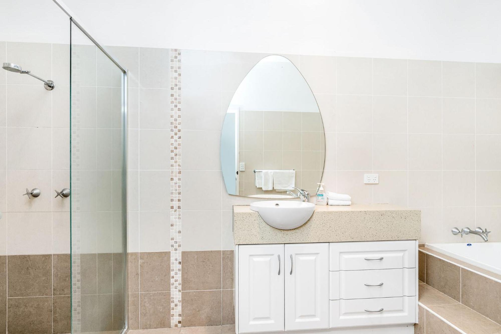 Byron Bay Accom Unit 5 1 Marvel Street, Byron Bay - Absolute Marvel ภายนอก รูปภาพ